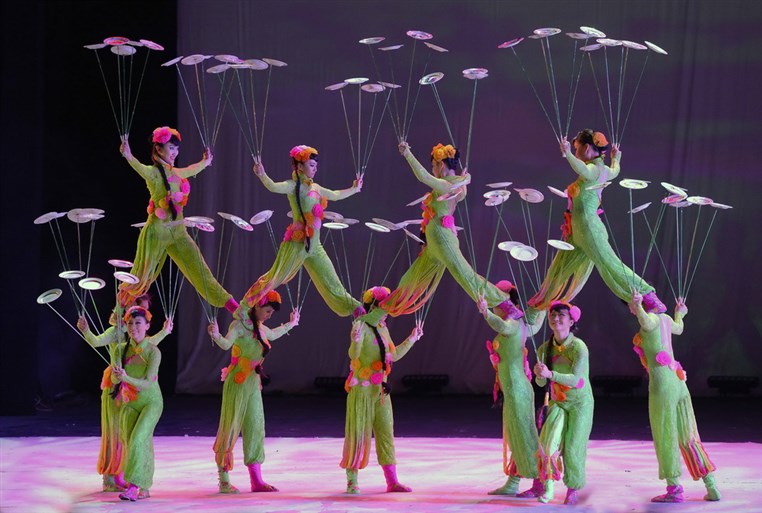 Splendid Circus at Beiteddine Festival